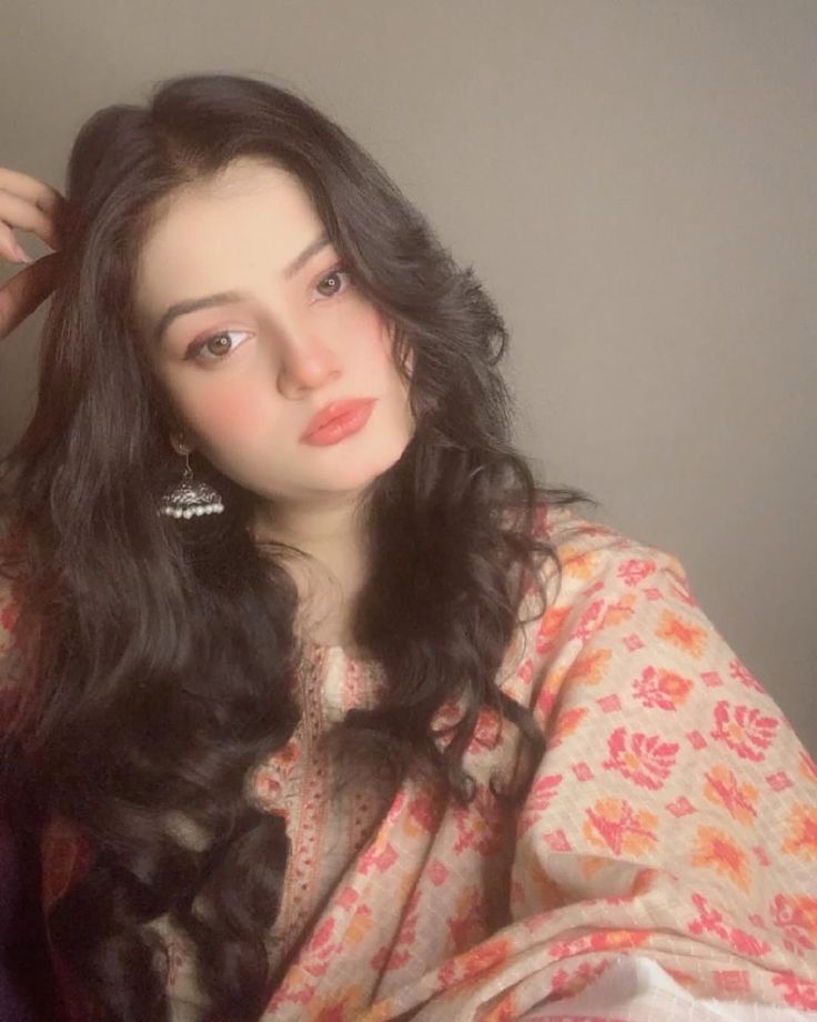 Call-Girls-Service-in-Lahore